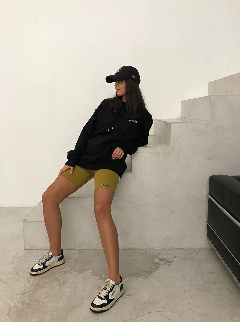 Oliv grüne Radlerhose von raise Sportswear