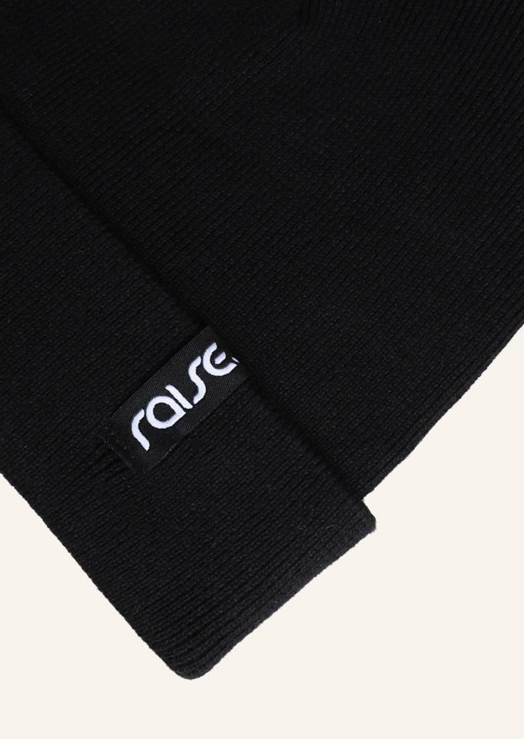 Schwarze Beanie Strickmütze von raise Sportswear