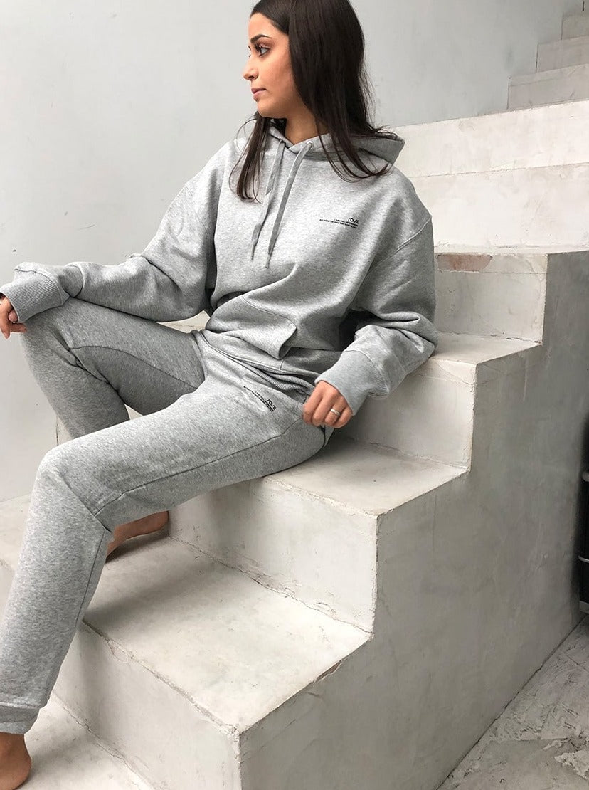 Grauer Oversize Hoodie von raise Sportswear